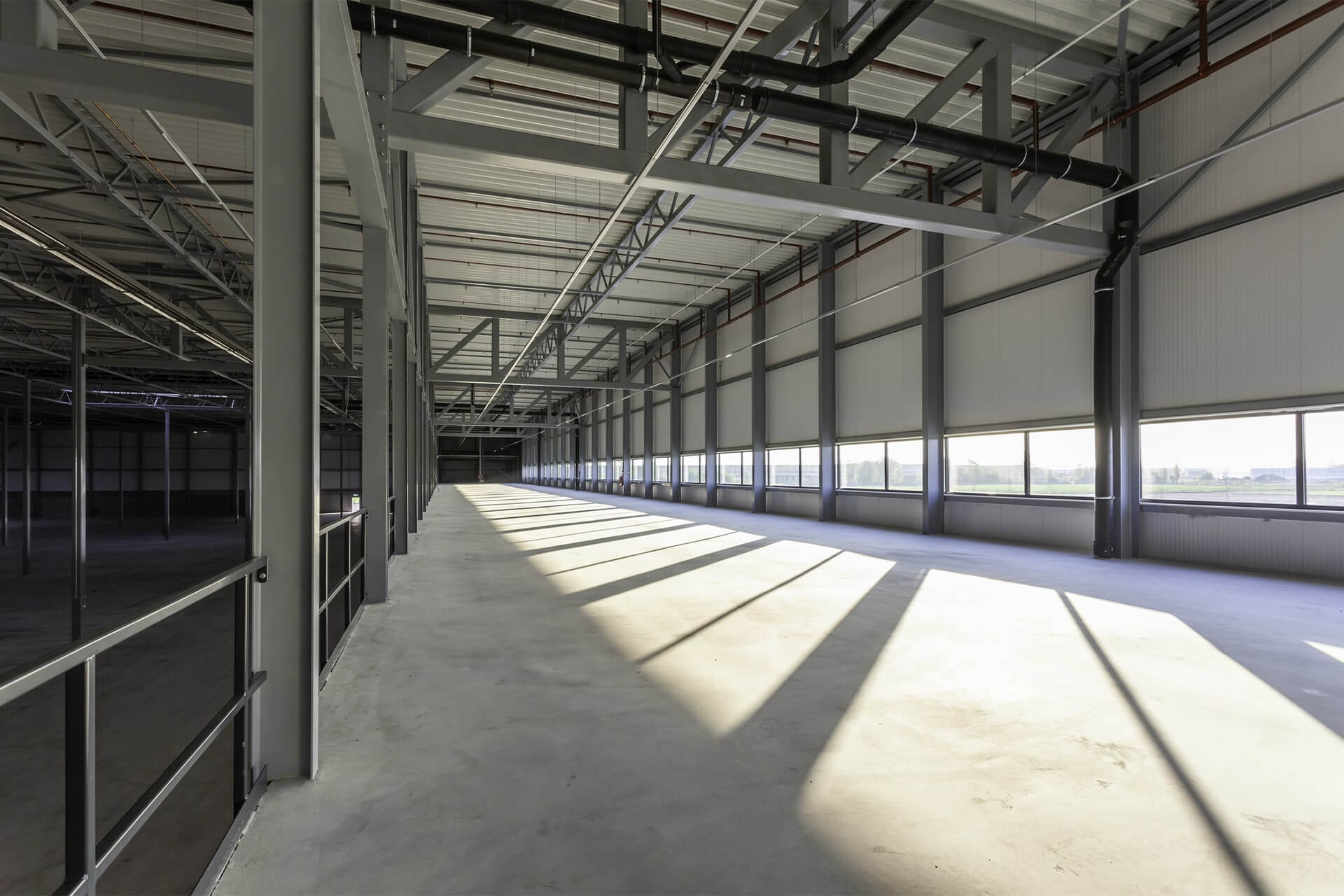 Factors Affecting Load Capacity of Mezzanine Floors